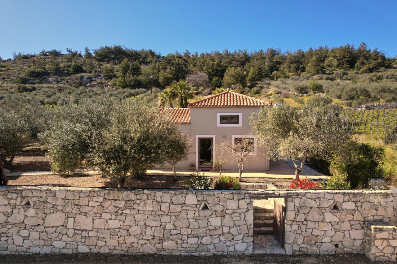 The Olive Grove Villas With Swimming Pool And Breakfast Archanes Exterior foto