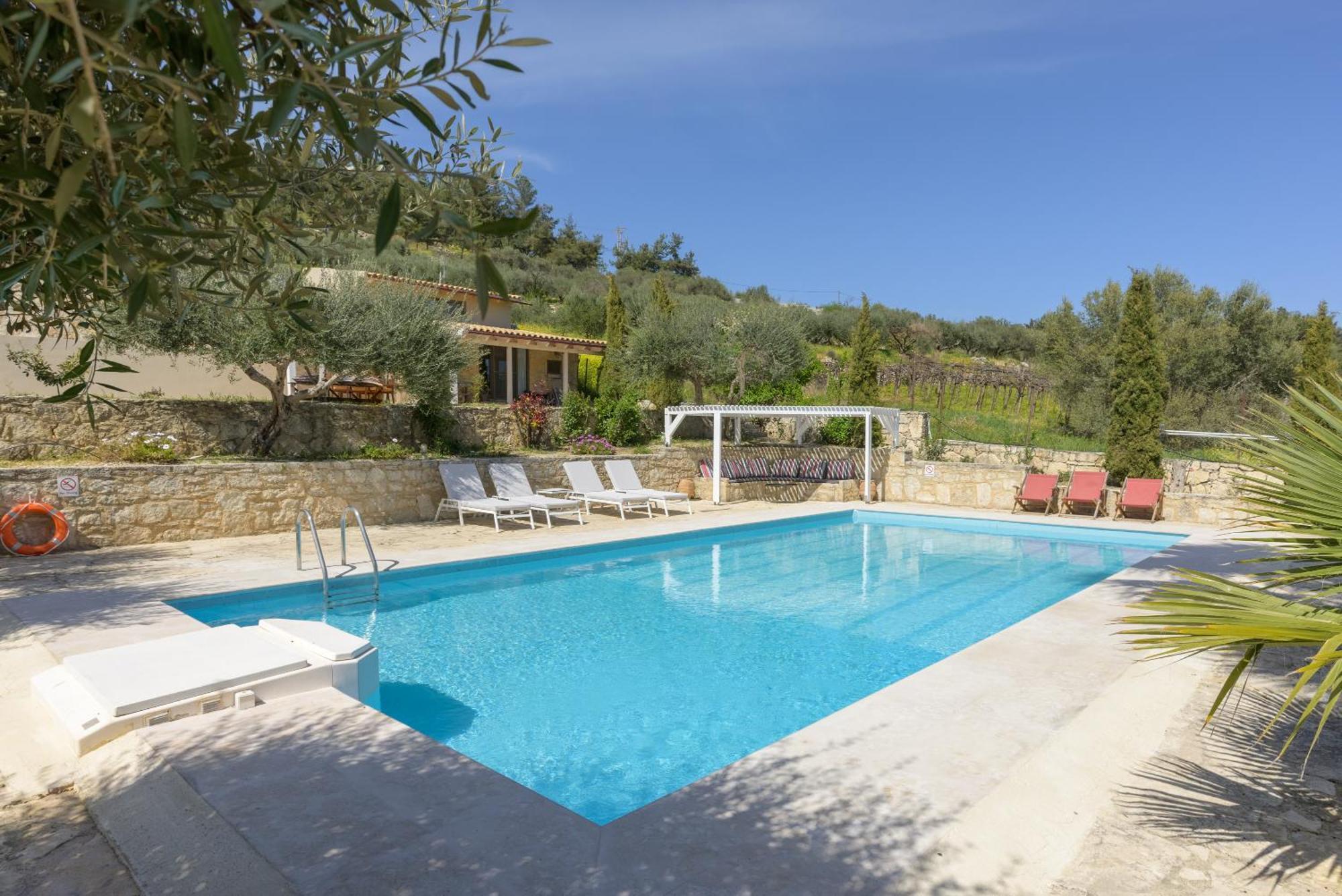 The Olive Grove Villas With Swimming Pool And Breakfast Archanes Exterior foto